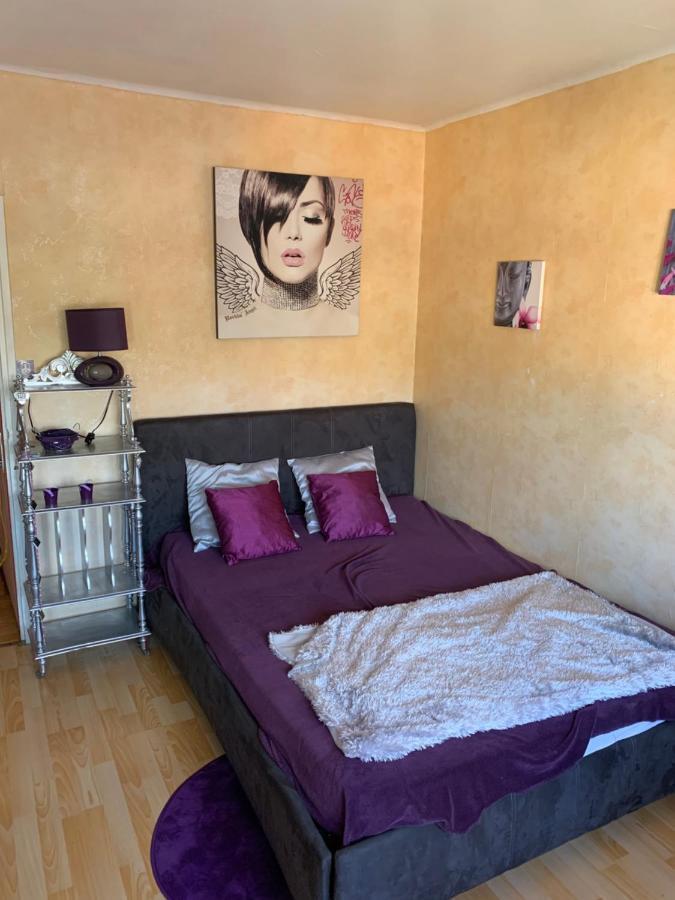 Chez Christine Apartment Родез Екстериор снимка